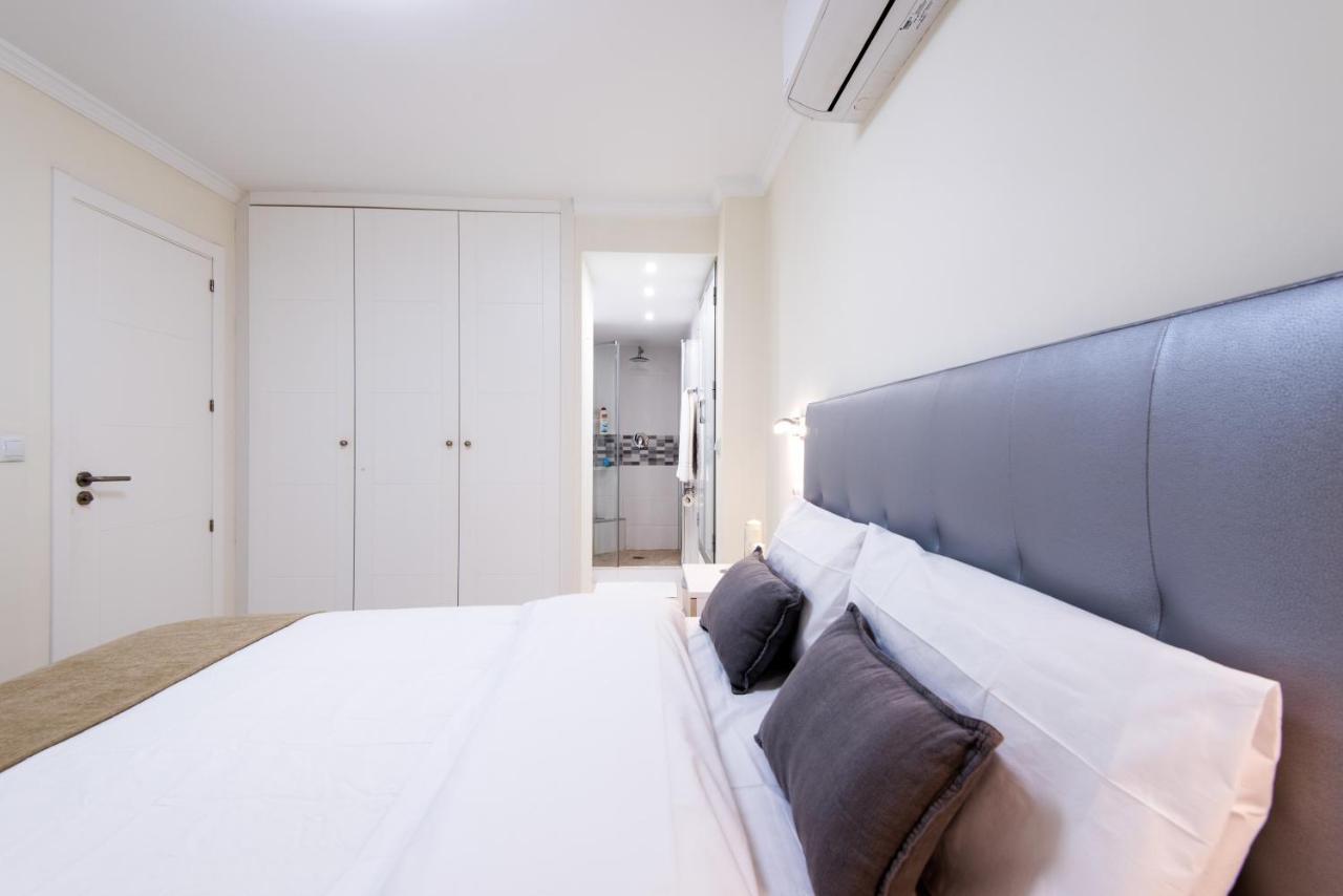 Beach Front Apartment-1St Line Марбеля Екстериор снимка