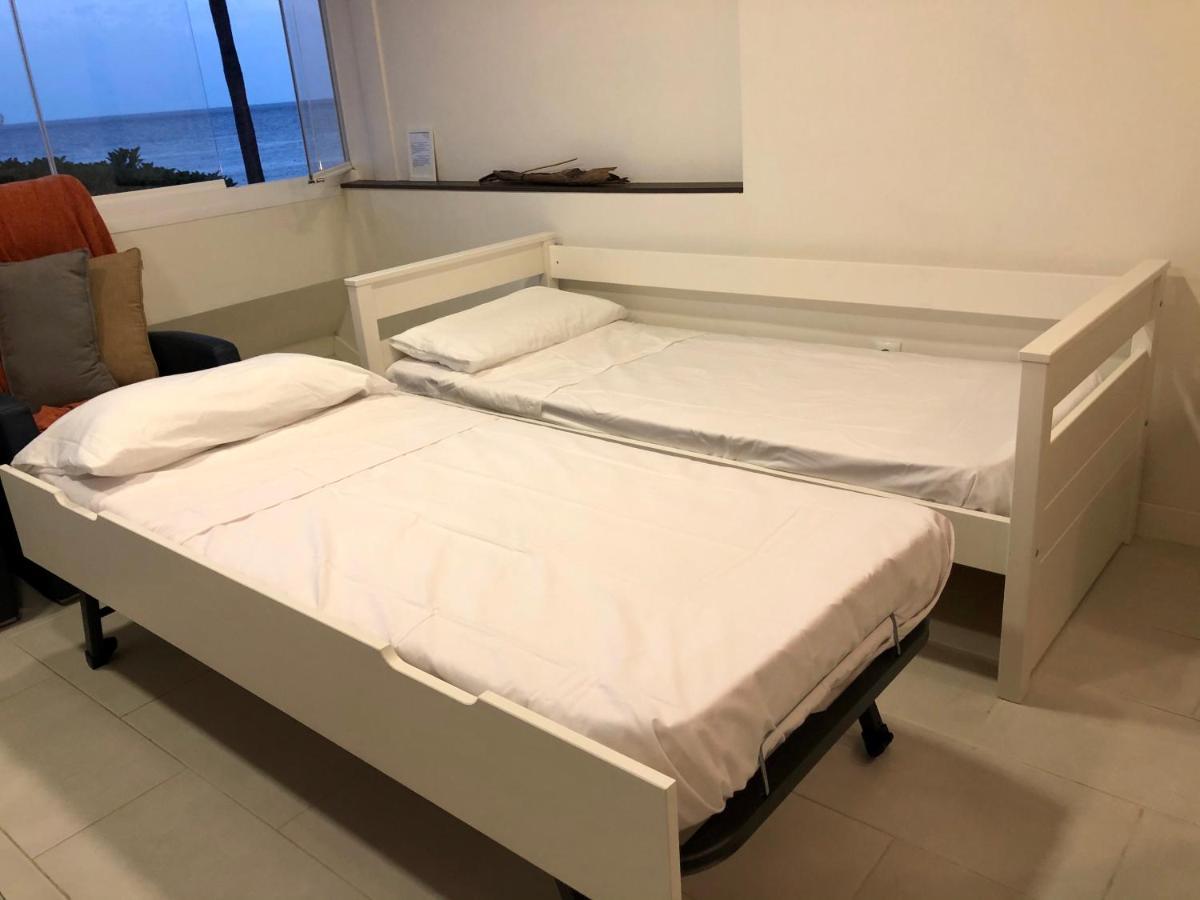 Beach Front Apartment-1St Line Марбеля Екстериор снимка